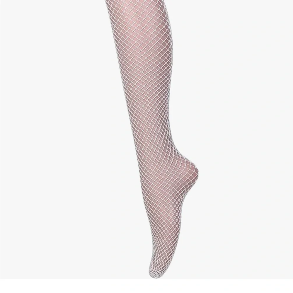 Fishnet stockings 4pr white
